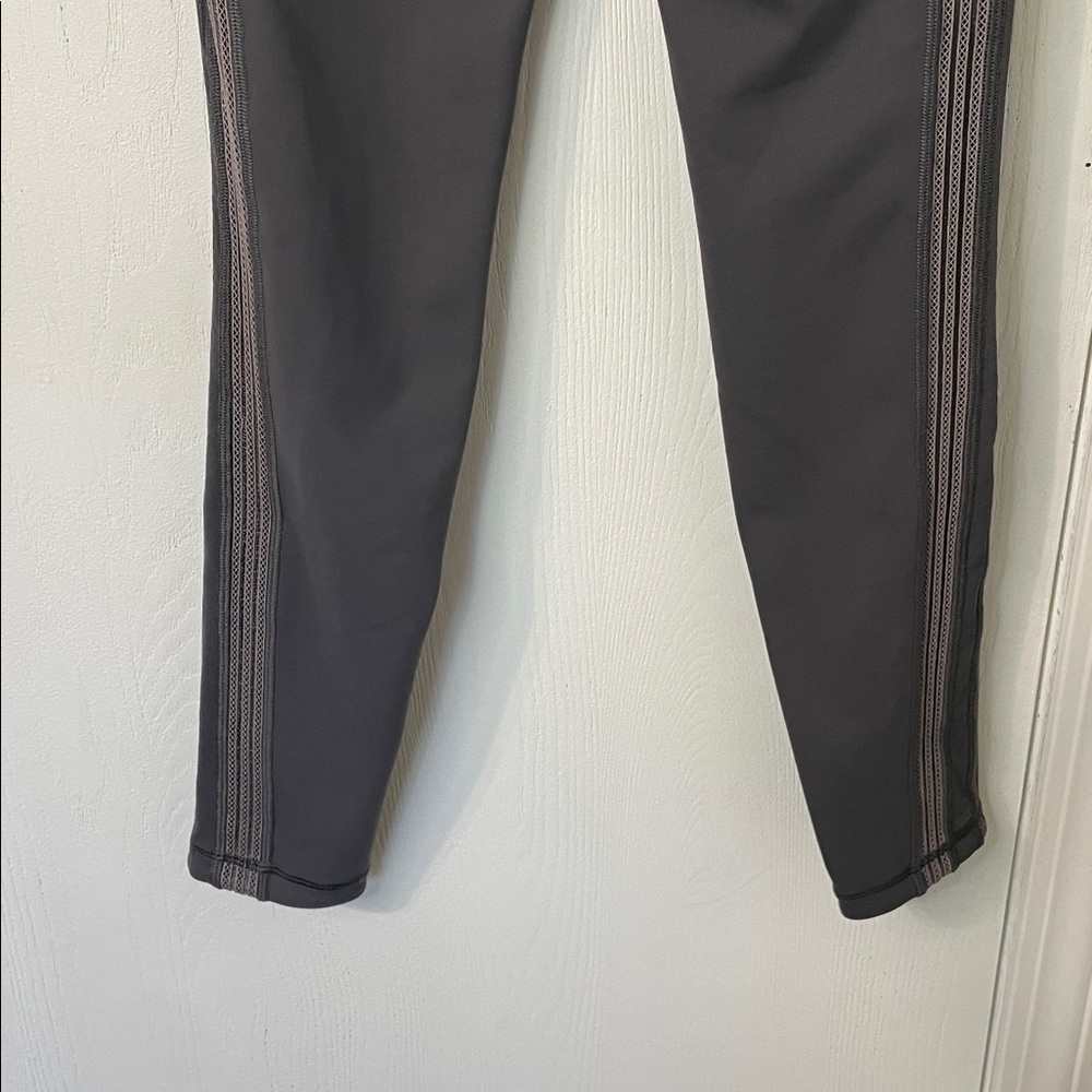Lululemon Power Lines Pants 28" Titanium Dark Chrome Everlux High Rise Grey Sz 4 - Picture 10 of 15